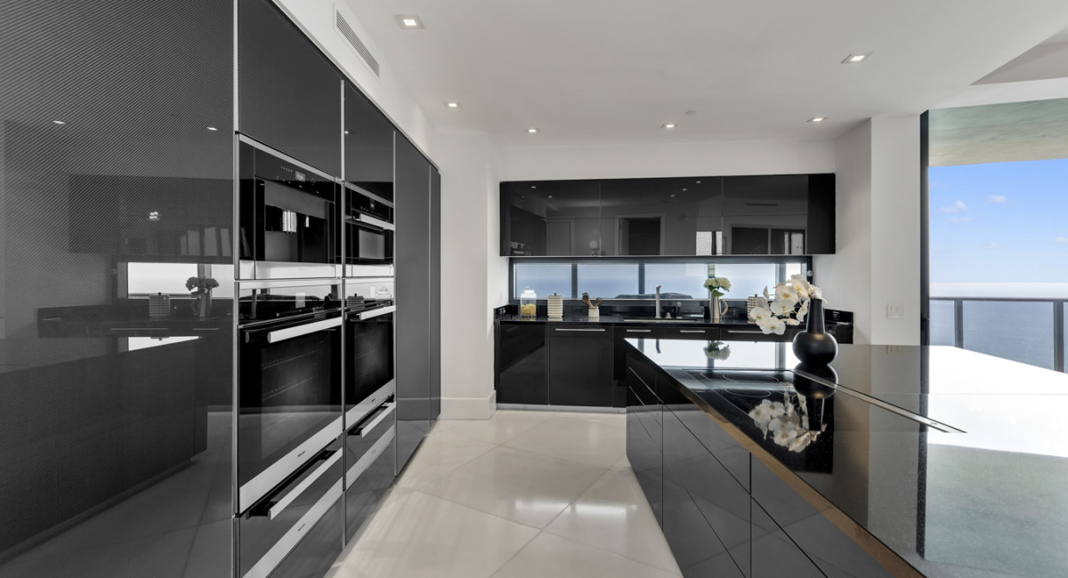 18555 Collins Avenue #4605, Sunny Isles Beach, FL 33160 Image #16