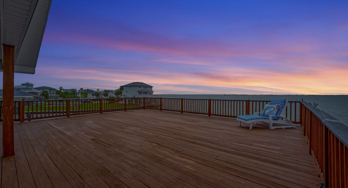 126 Tamana Drive, Tiki Island, TX 77554 Image #3