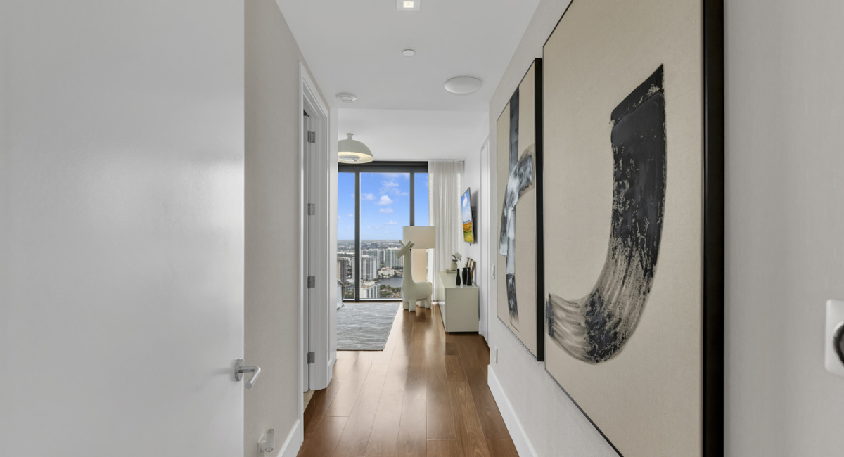 18555 Collins Avenue #4605, Sunny Isles Beach, FL 33160 Image #23