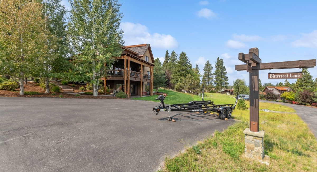 62 Wilderness Lodge Road, Eureka, MT 59917 Image #4