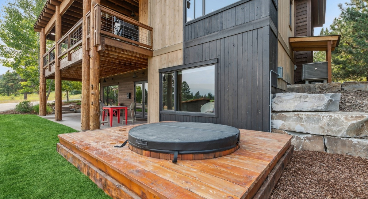 62 Wilderness Lodge Road, Eureka, MT 59917 Image #14