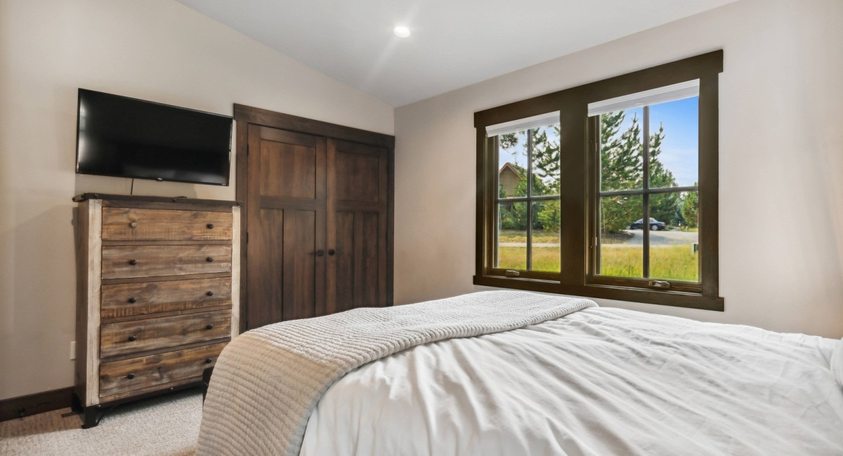 62 Wilderness Lodge Road, Eureka, MT 59917 Image #30