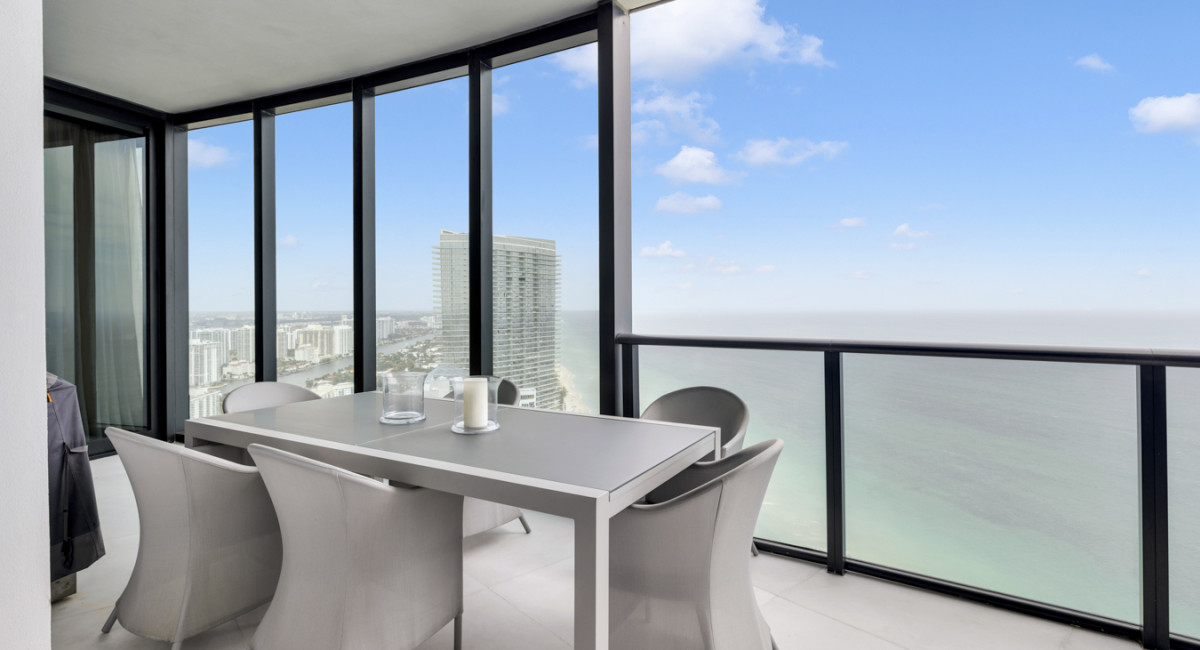 18555 Collins Avenue #4605, Sunny Isles Beach, FL 33160 Image #7