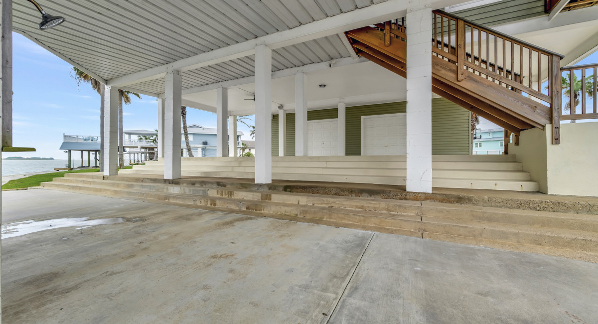 126 Tamana Drive, Tiki Island, TX 77554 Image #34