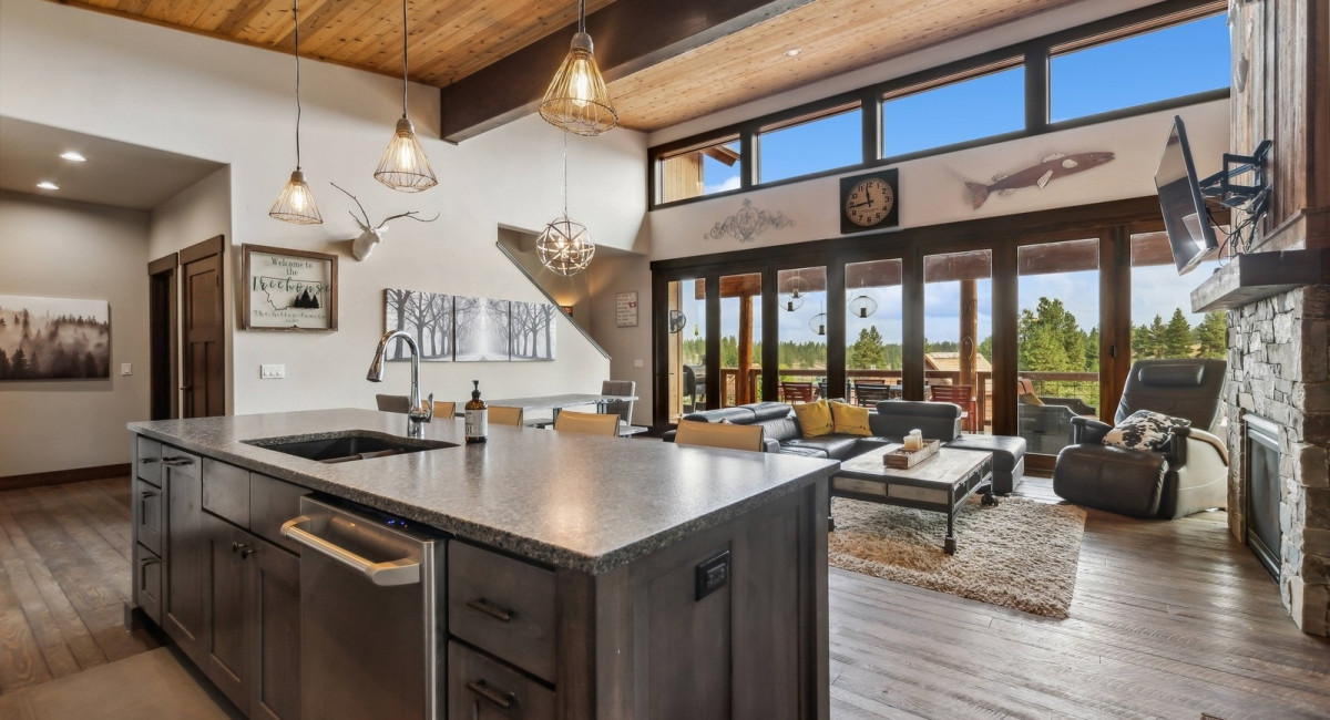62 Wilderness Lodge Road, Eureka, MT 59917 Image #19