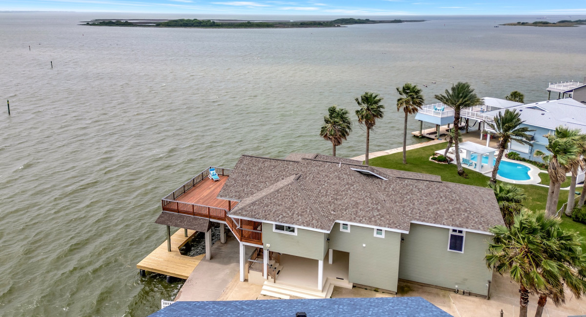 126 Tamana Drive, Tiki Island, TX 77554 Image #4