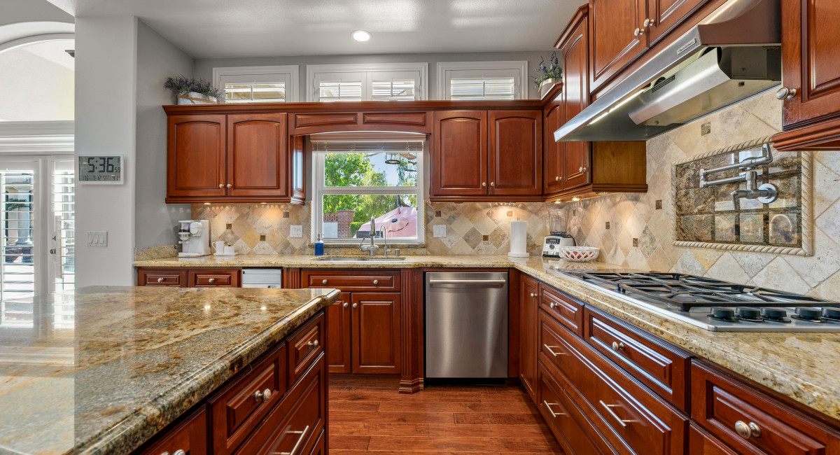 25255 Vista Murrieta Road, Murrieta, CA 92562 Image #22