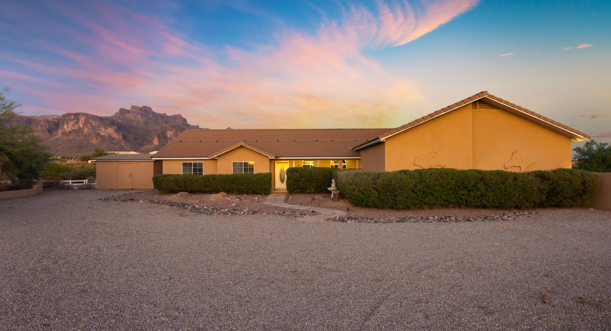 77 S Arroya Road, Apache Junction, AZ 85119 Image #1