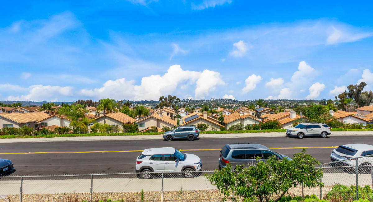 628 Via Santa Paulo, Vista, CA 92081 Image #10